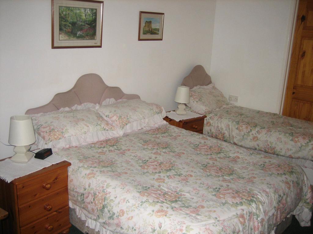 Four Seasons Guest House Pembrey Rum bild